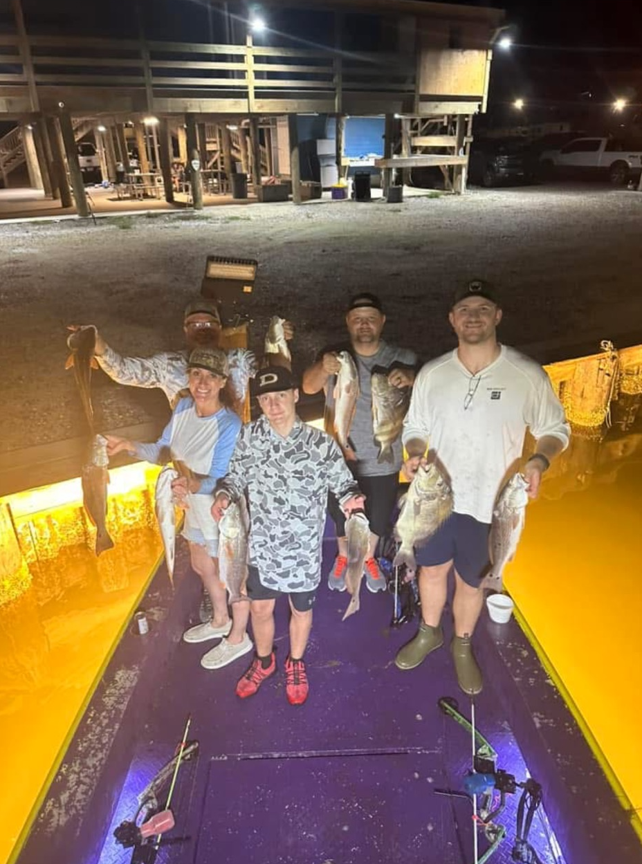 Bayou Bowfishing Experience – (Group of 4)
